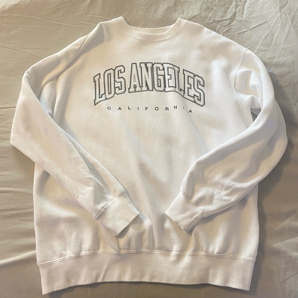 Brandy Melville Los Angeles crewneck - Picture 3 of 8